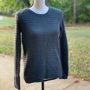 Gap crew neck sweater